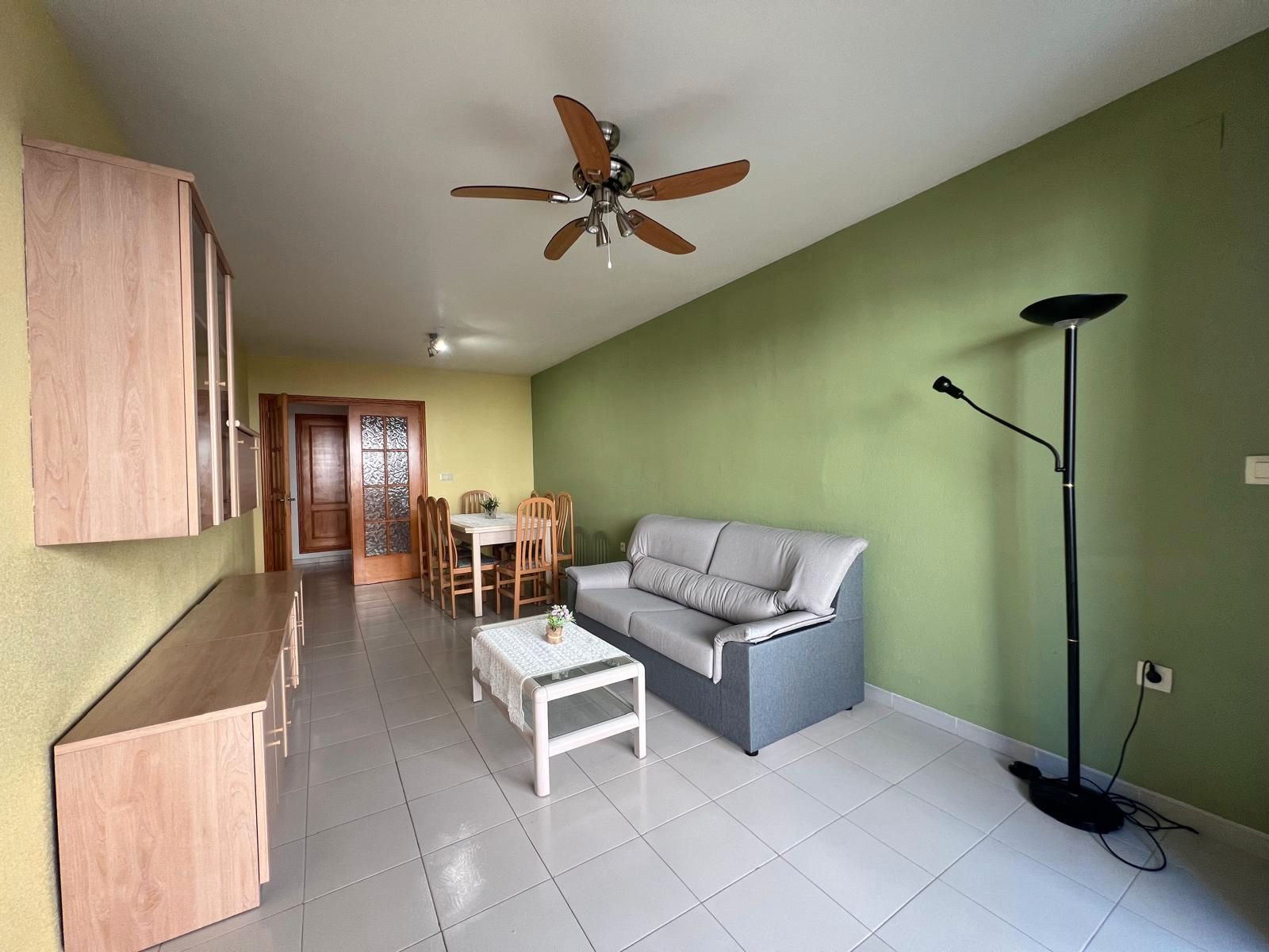 Living room of Flat for sale in Torrevieja  with Air Conditioner, Terrace and Furnished