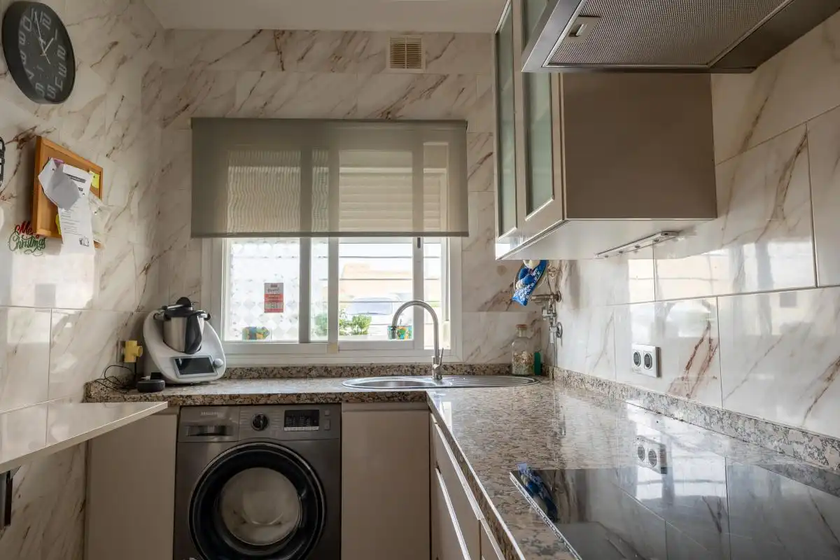 Cocina de Casa adosada en venta en Niebla con Aire acondicionado, Calefacción y Terraza