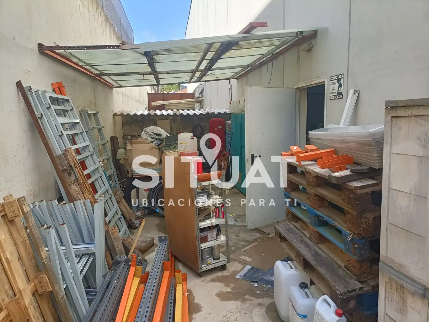 Nau industrial de lloguer a Carrer de Ramon Llull, 4, Molins de Rei