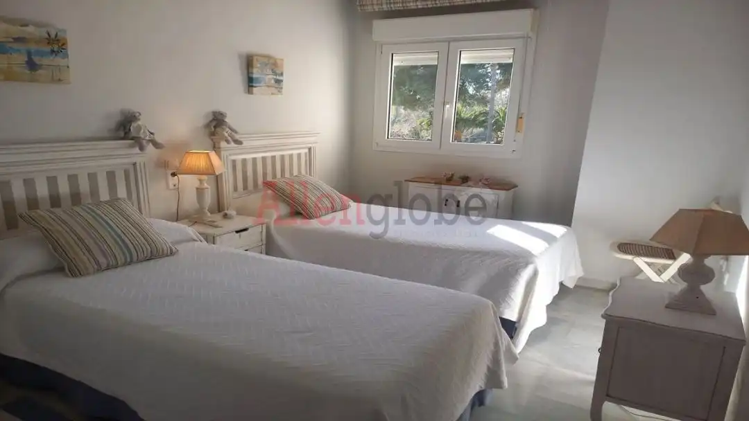 Flat with terrace for sale in San Pedro de Alcántara, imagen 9