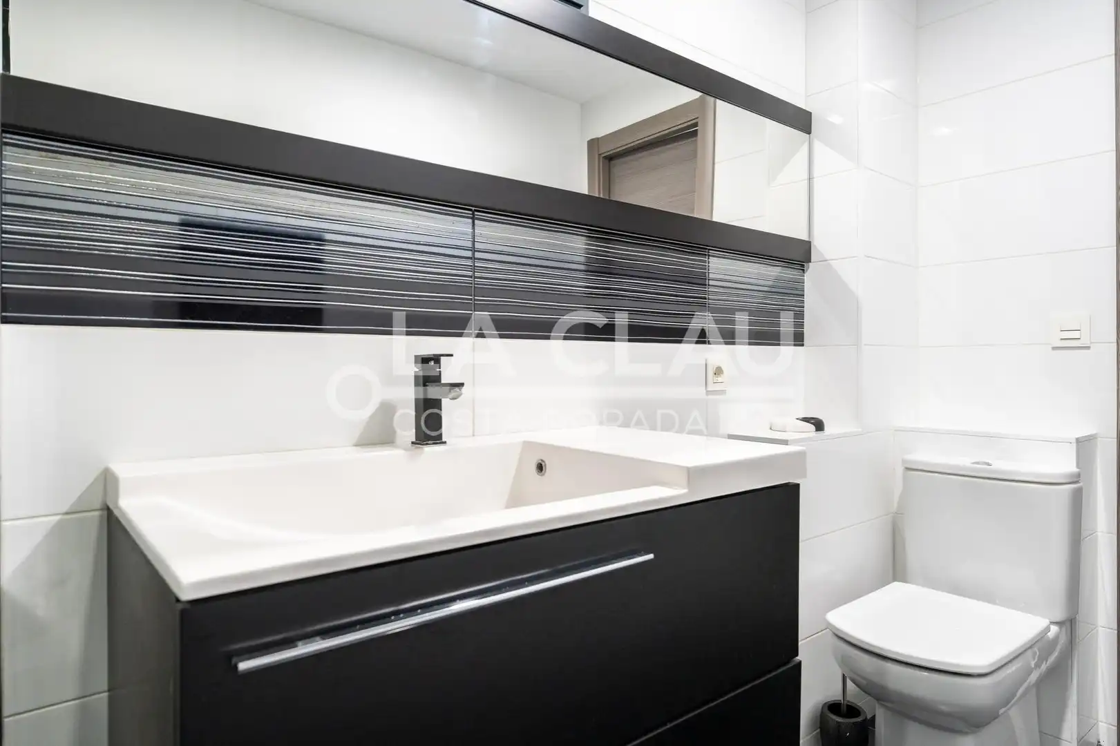 Bathroom of Houses for sale in Maspujols  with Heating, Private garden and Terrace