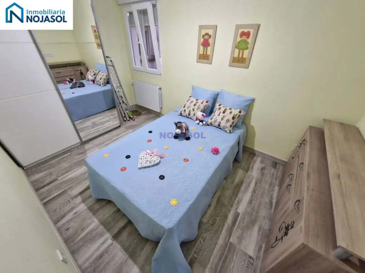 Dormitori de Pis en venda en Santoña amb Calefacció, Parquet i Terrassa
