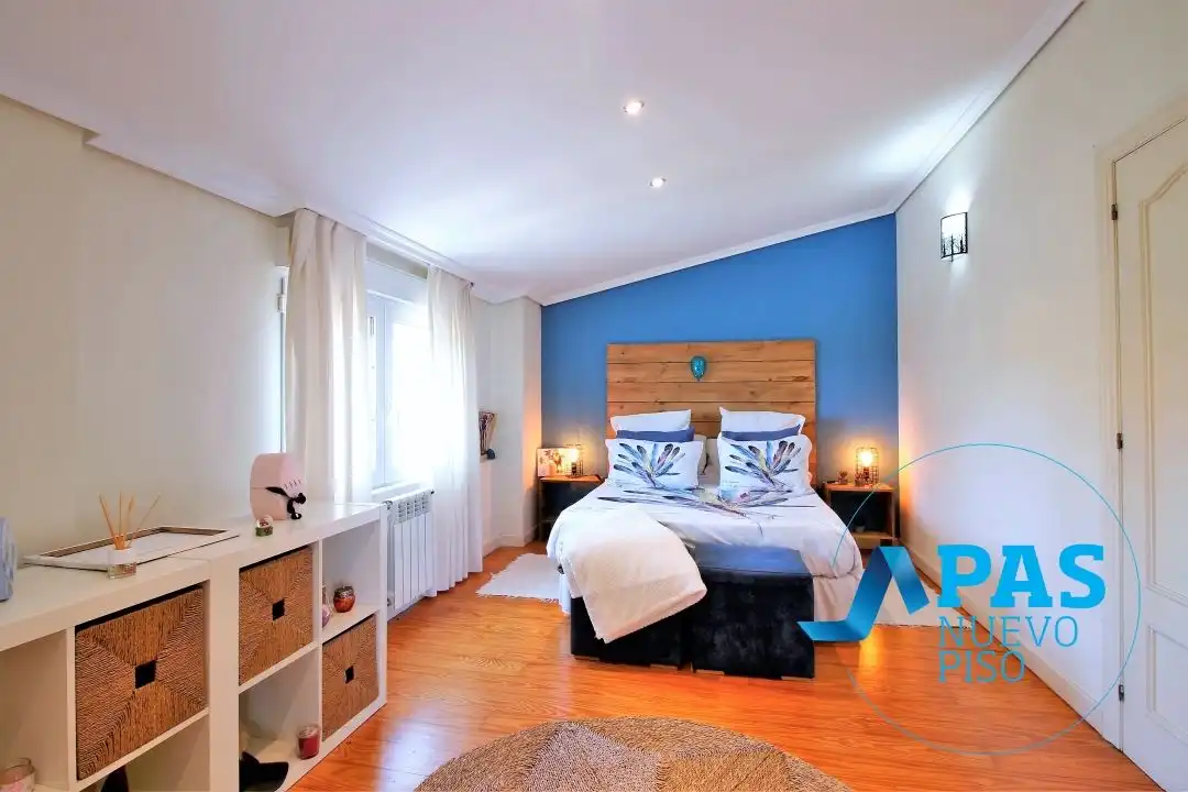 Bedroom of Houses for sale in Santander  with Heating, Private garden and Terrace