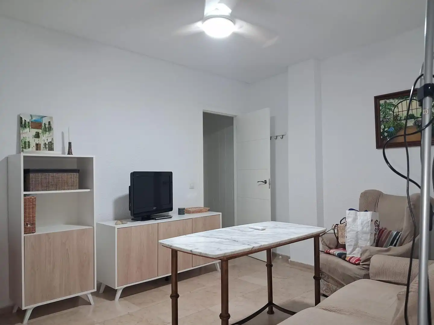 Sala d'estar de Pis de lloguer en Córdoba amb Traster i Moblat
