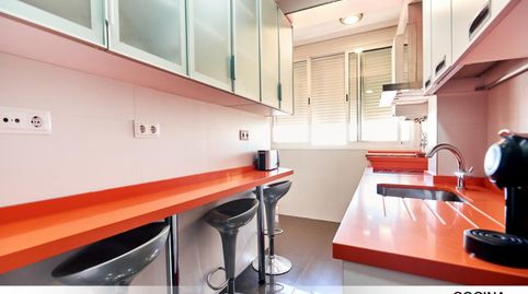 Foto 4 de Habitació a Los Remedios, Sevilla Capital