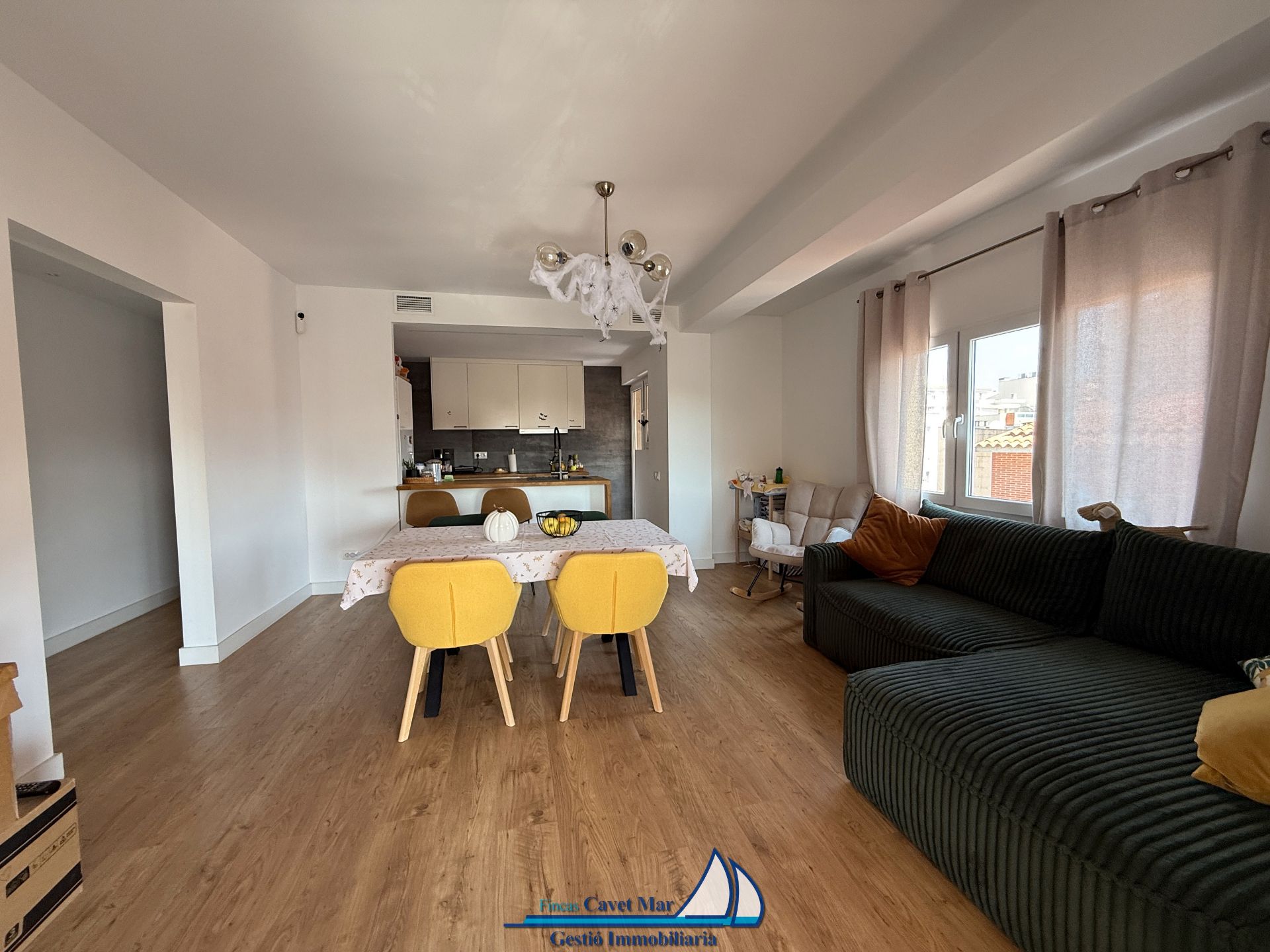 Exterior view of Flat for sale in Cambrils  with Air Conditioner, Heating and Parquet flooring