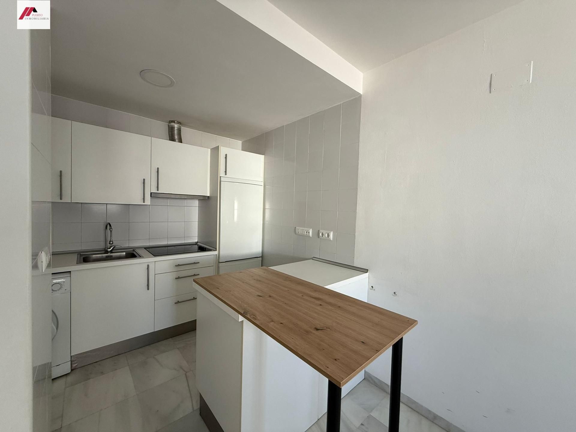 Kitchen of Flat to rent in El Puerto de Santa María