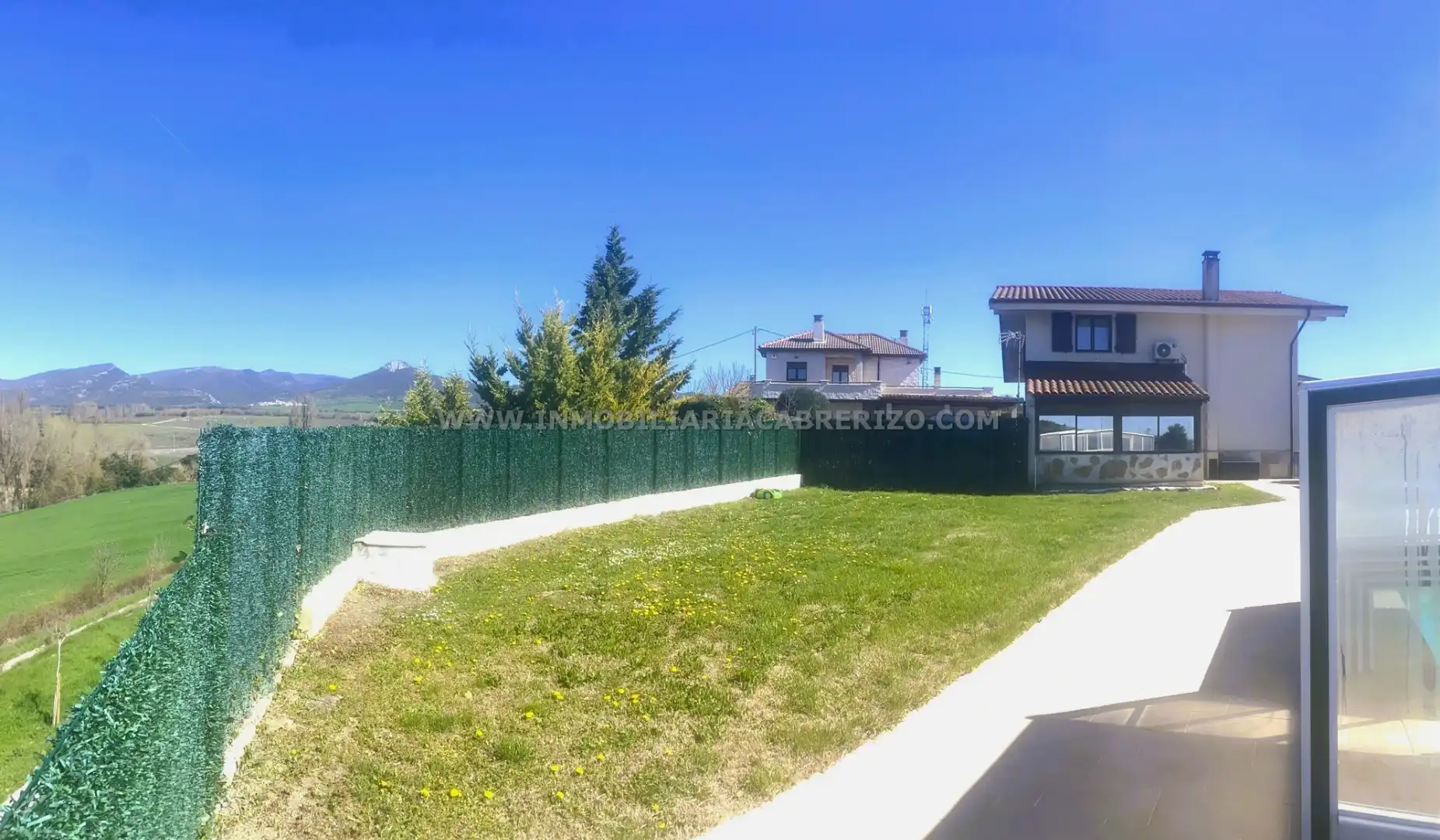 Casa o chalet en venta en Olóriz / Oloritz con Aire acondicionado, Calefacción y Jardín privado