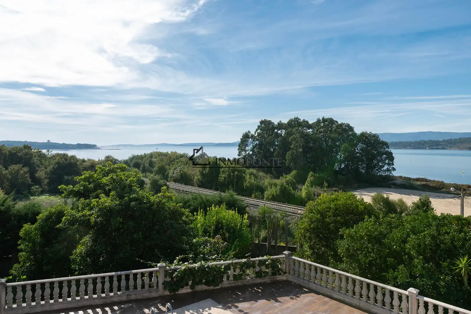 Terrace of Houses for sale in Vilagarcía de Arousa  with Private garden