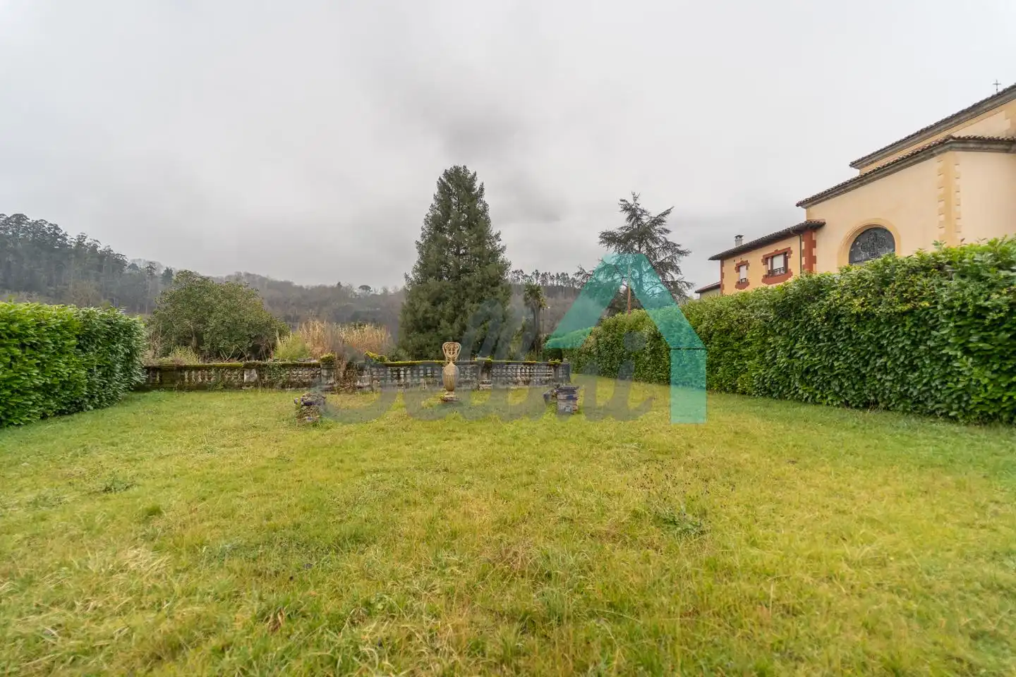 Jardí de Casa o xalet en venda en Piloña amb Jardí privat, Parquet i Terrassa