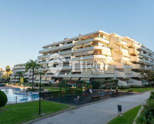 Exterior view of Flat for sale in Marbella  with Air Conditioner, Private garden and Terrace