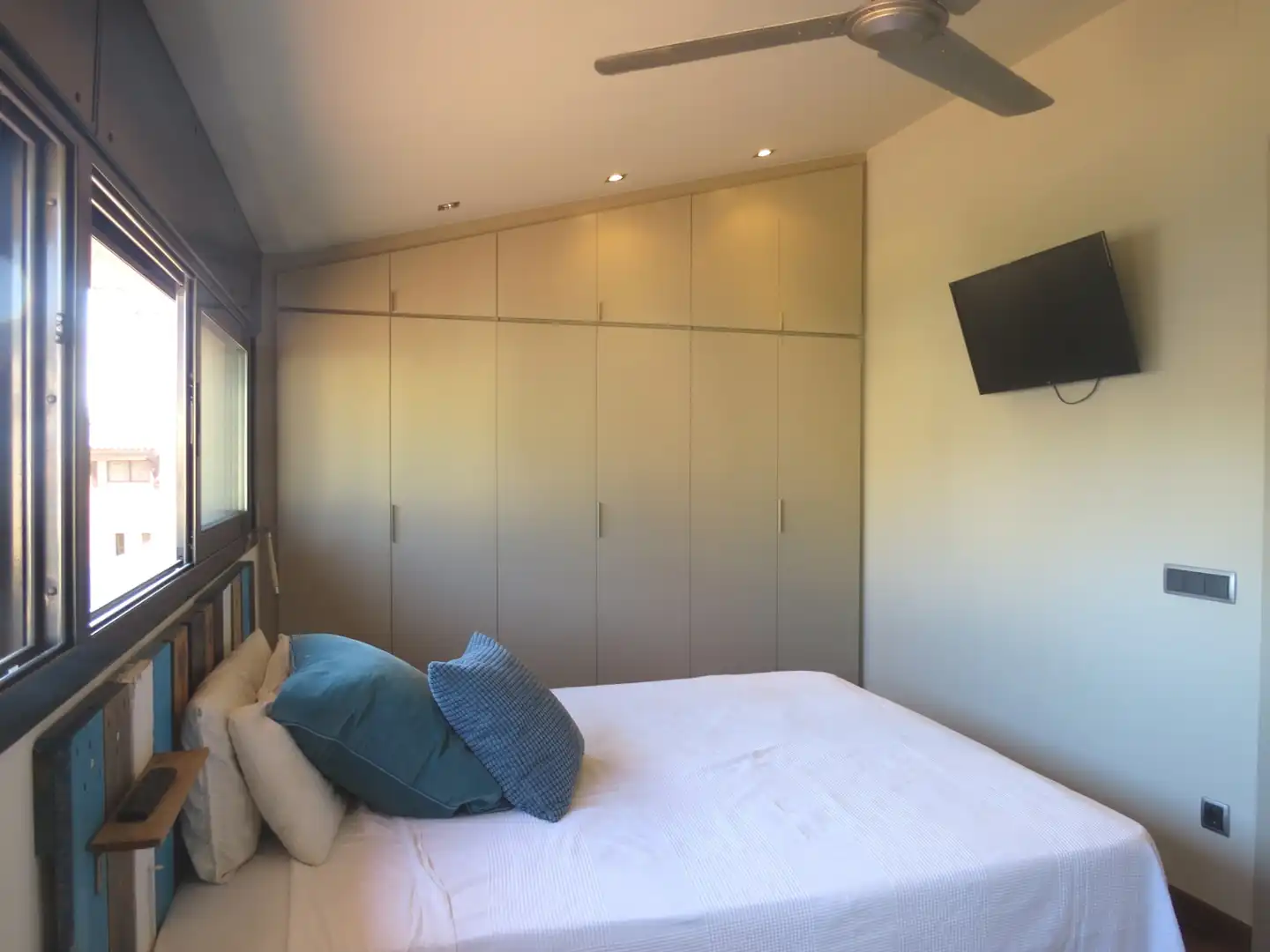 Schlafzimmer von Country house zur Miete in Sant Andreu de Llavaneres mit Heizung, Parkett und Terrasse
