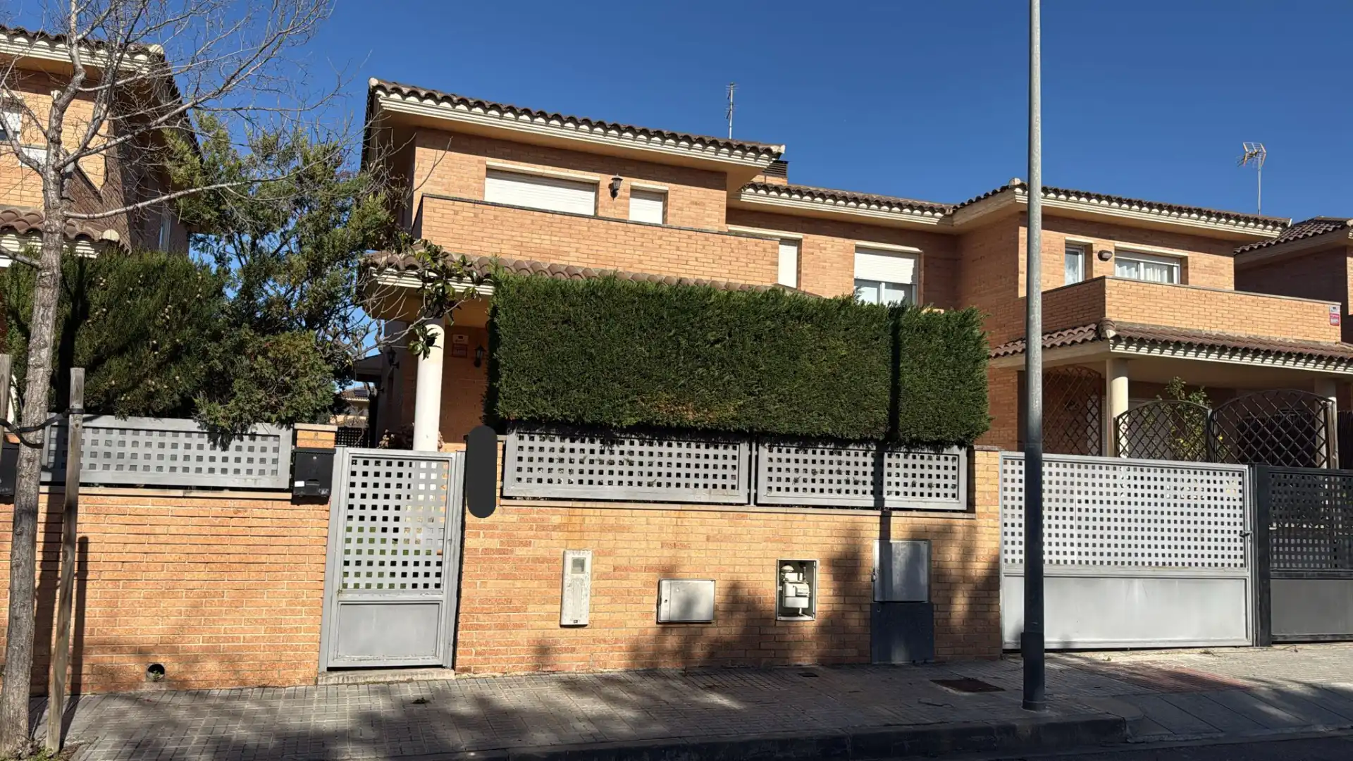 Casa adosada de alquiler en Carrer Belgrad, Els Ametllers