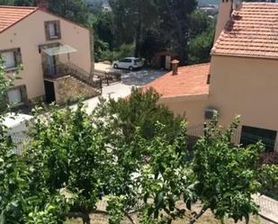 Vista exterior de Finca rústica en venda en Sotillo de la Adrada amb Calefacció, Jardí privat i Piscina
