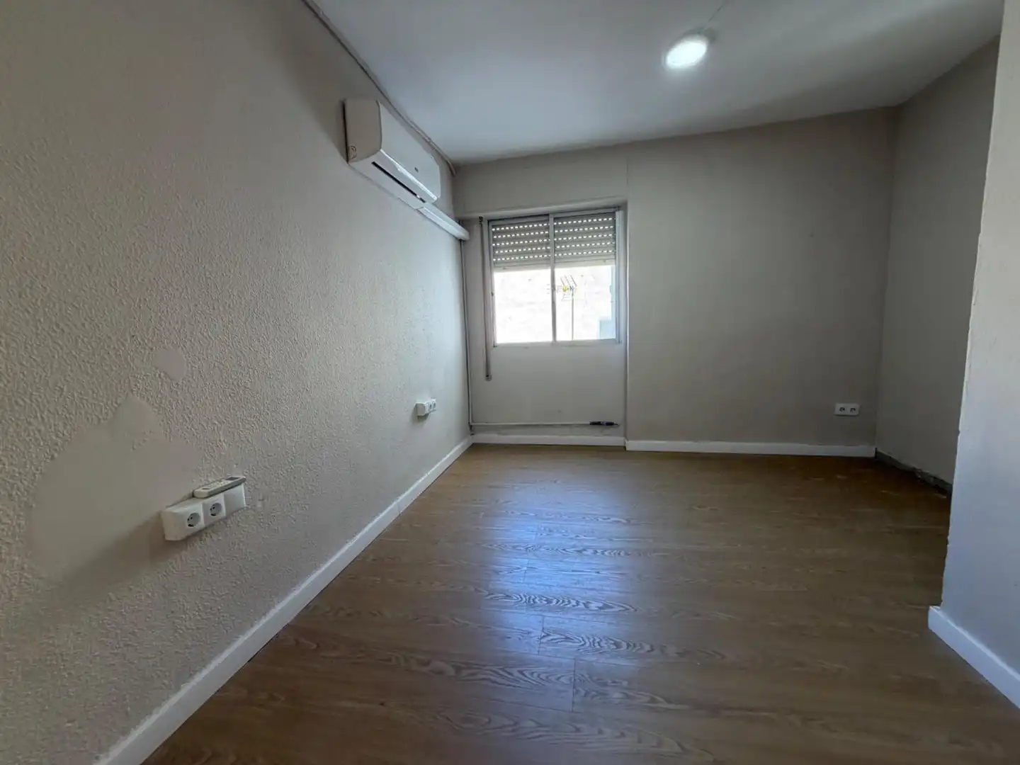 Bedroom of Flat for sale in Llíria  with Air Conditioner and Balcony