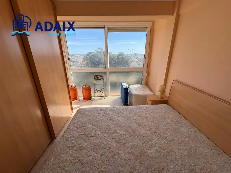 Bedroom of Flat for sale in Roda de Berà  with Oven and Balcony