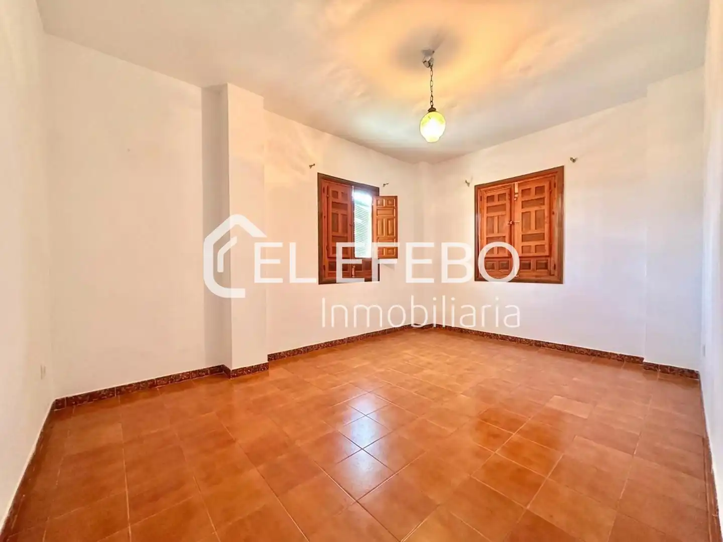 Vista exterior de Casa o chalet en venta en Antequera con Terraza, Trastero y Piscina