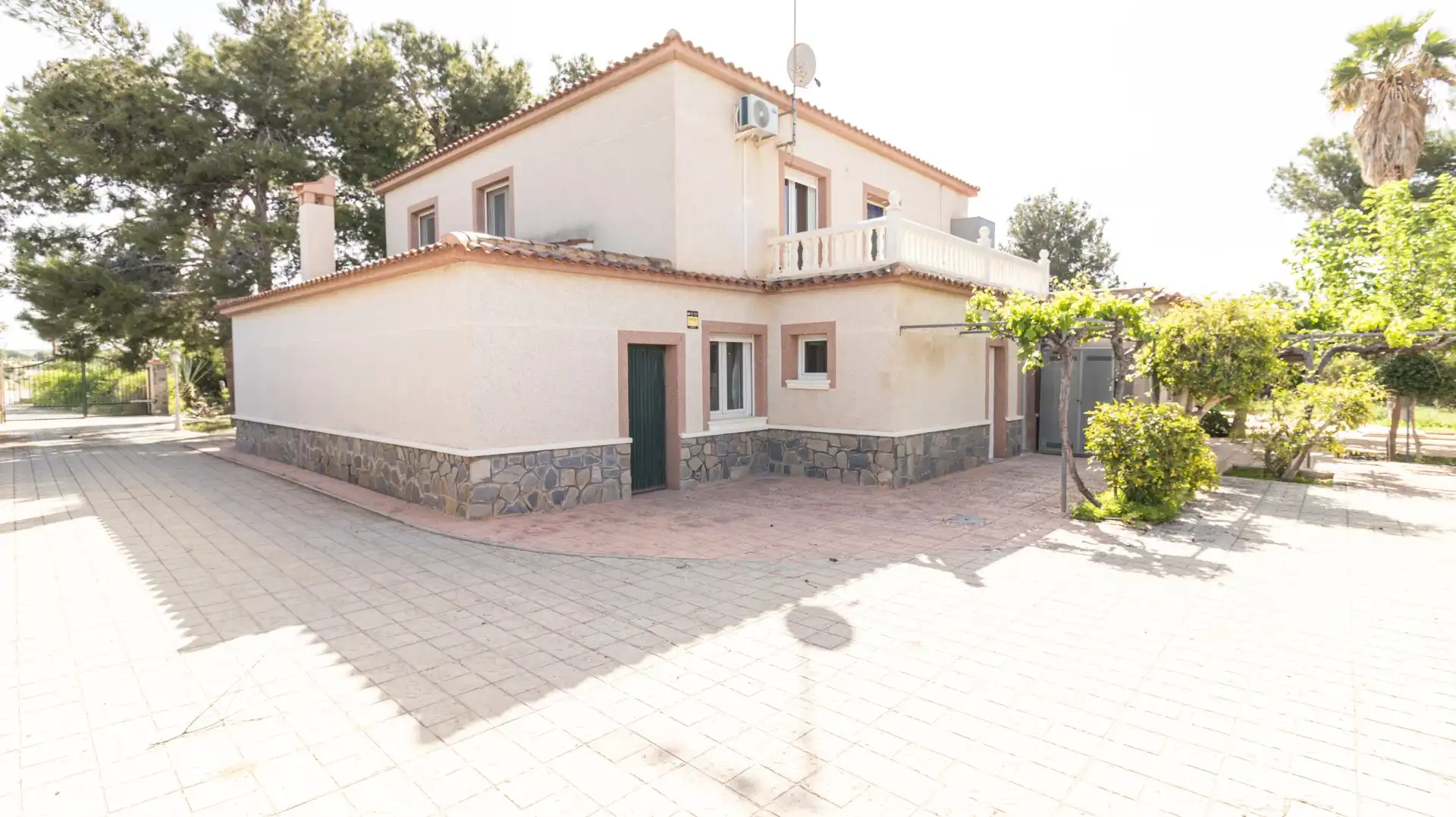 Vista exterior de Casa o chalet en venta en Elche / Elx con Aire acondicionado, Calefacción y Terraza