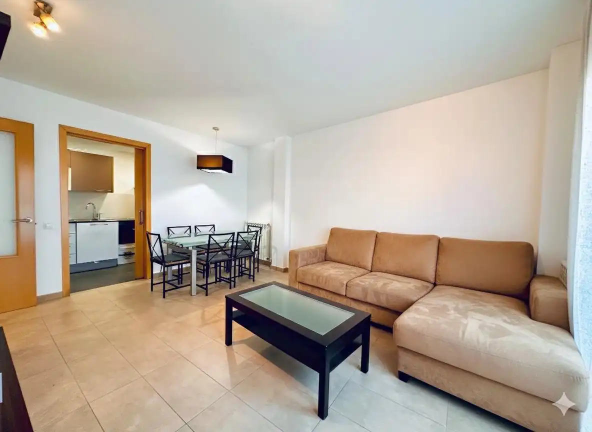 Sala de estar de Piso en venta en Calonge i Sant Antoni con Calefacción
