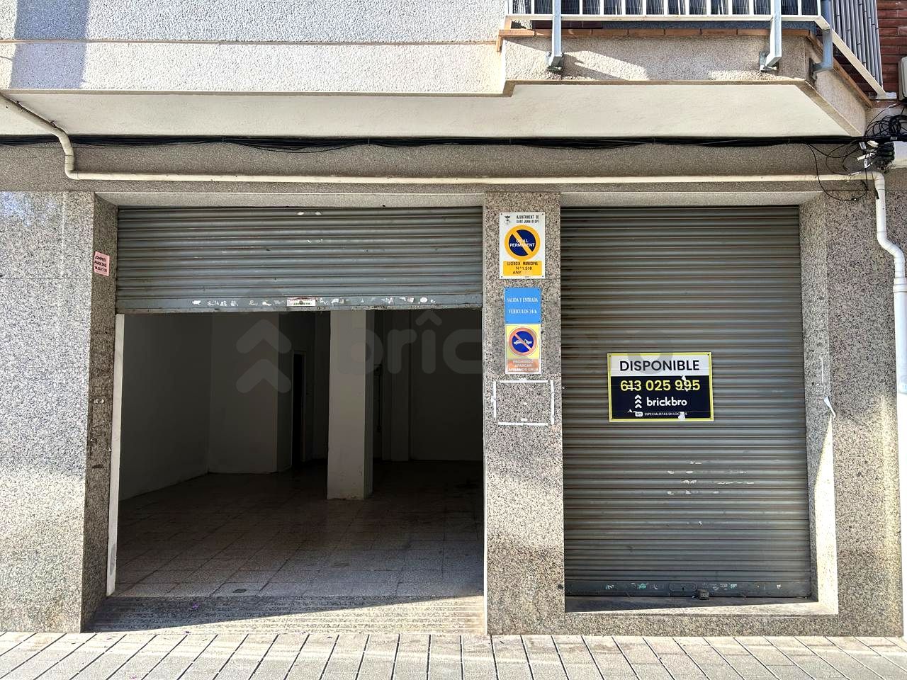 Aparcament de Local en venda en Sant Joan Despí