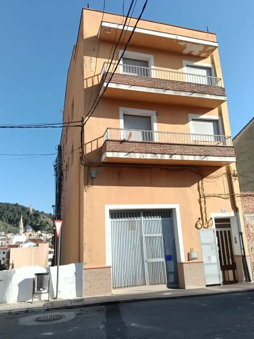Exterior view of Houses for sale in Mogente / Moixent  with Air Conditioner, Terrace and Storage room