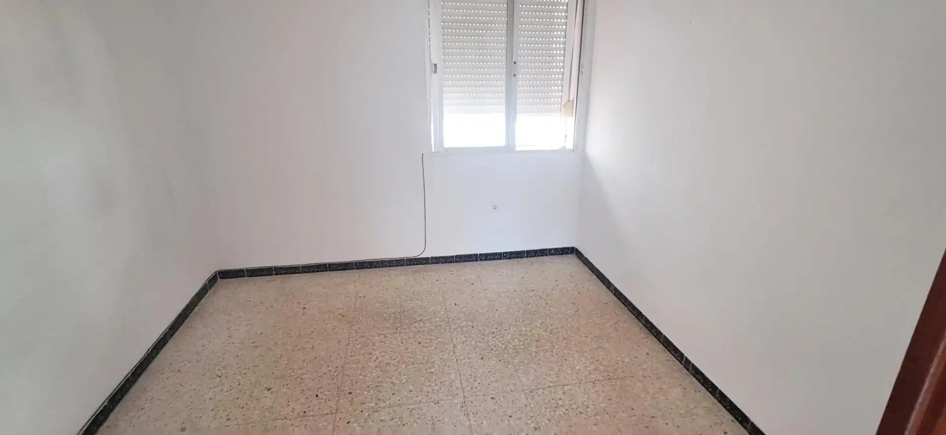 Habitación de Piso en venta en Utrera con Balcón