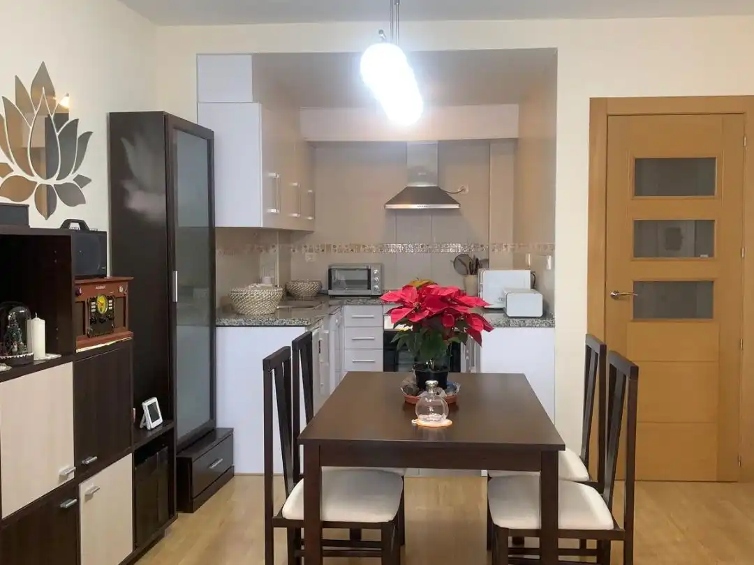 Flat with lift for sale in Calle Leon 19, imagen 2