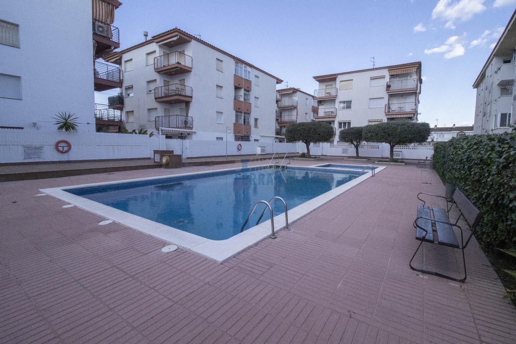 Swimming pool of Apartment for sale in El Vendrell  with Air Conditioner, Terrace and Storage room