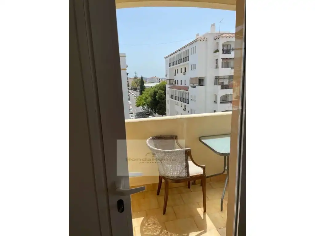 Flat for rent in Calle Feria De Abril, Centro ciudad