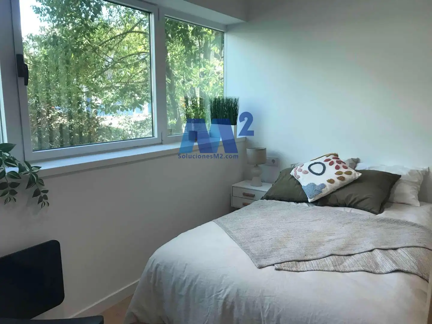Habitación de Oficina en venta en San Sebastián de los Reyes con Aire acondicionado, Terraza y Trastero