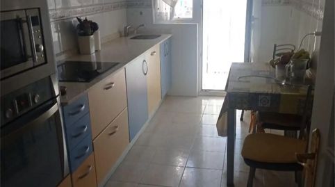Foto 4 de Piso en venta en Calle la Regata, 12, Covadonga - Campuzano - Ciudad Vergel, Torrelavega