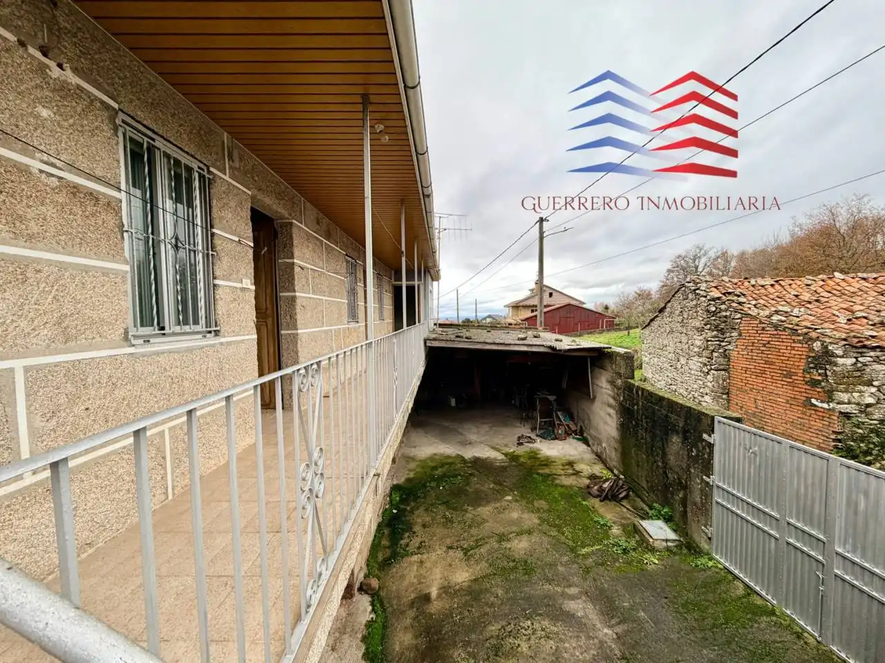 Vista exterior de Casa o chalet en venta en A Bola  con Jardín privado, Trastero y Balcón