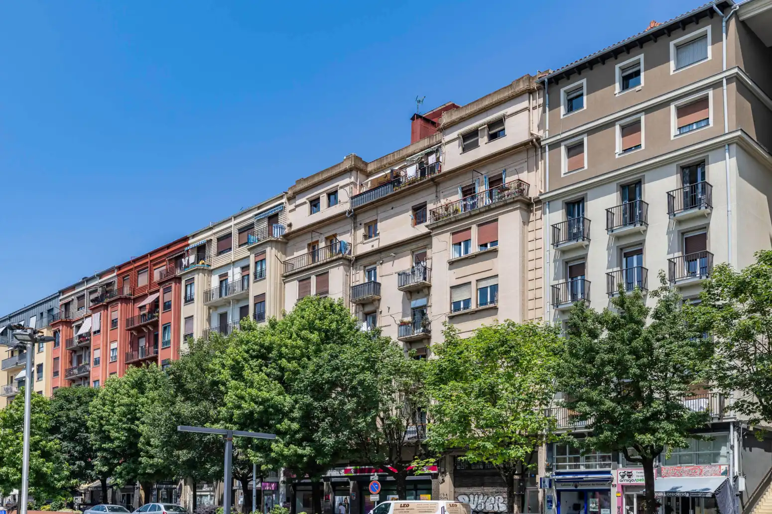 Außenansicht von Wohnung zum Verkauf in Pasaia mit Balkon