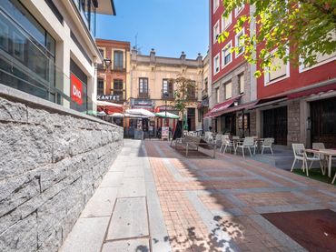 Pis amb balcó en venda a Calle Comuneros de Castilla