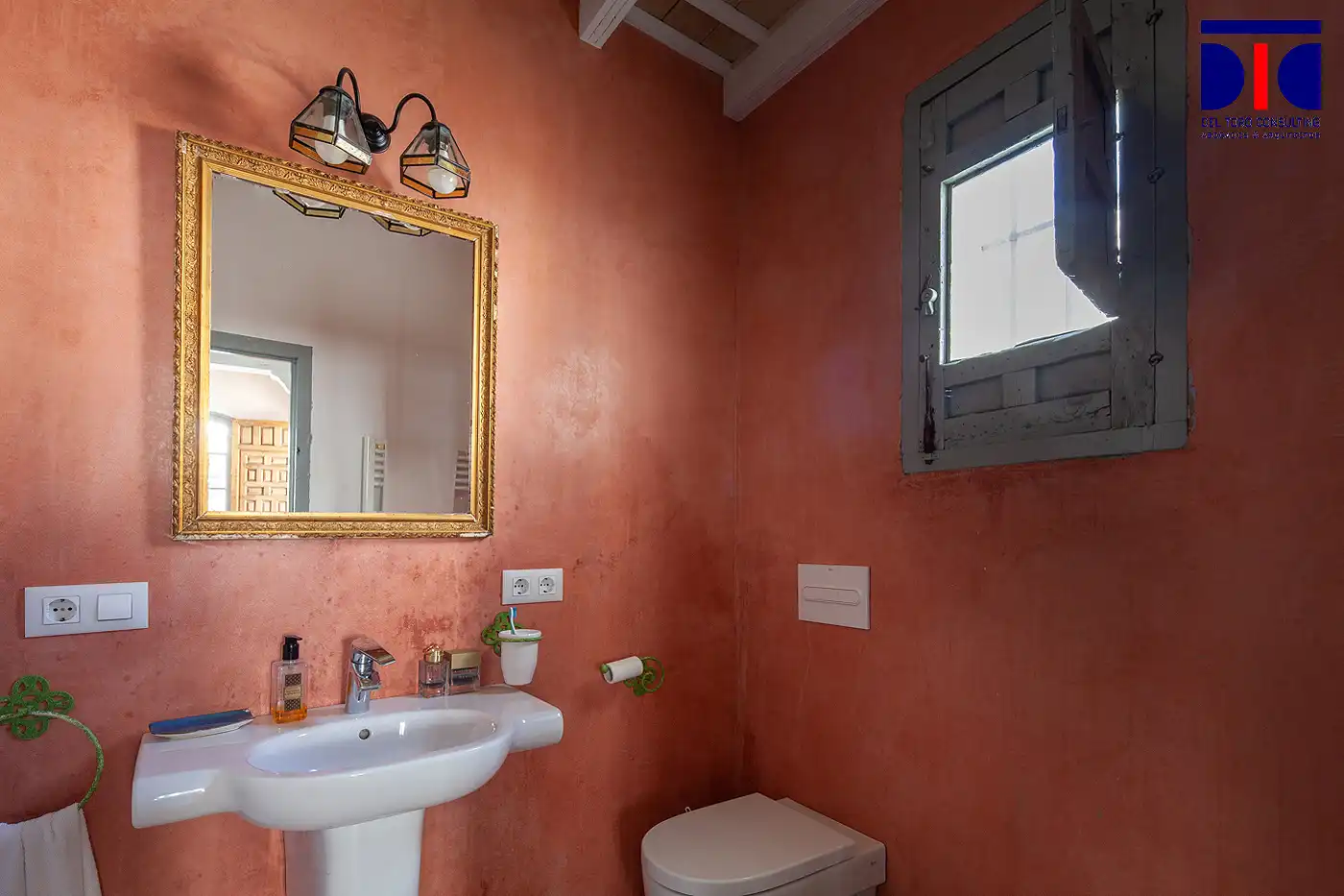 Baño de Finca rústica en venta en Carmona con Aire acondicionado, Calefacción y Jardín privado