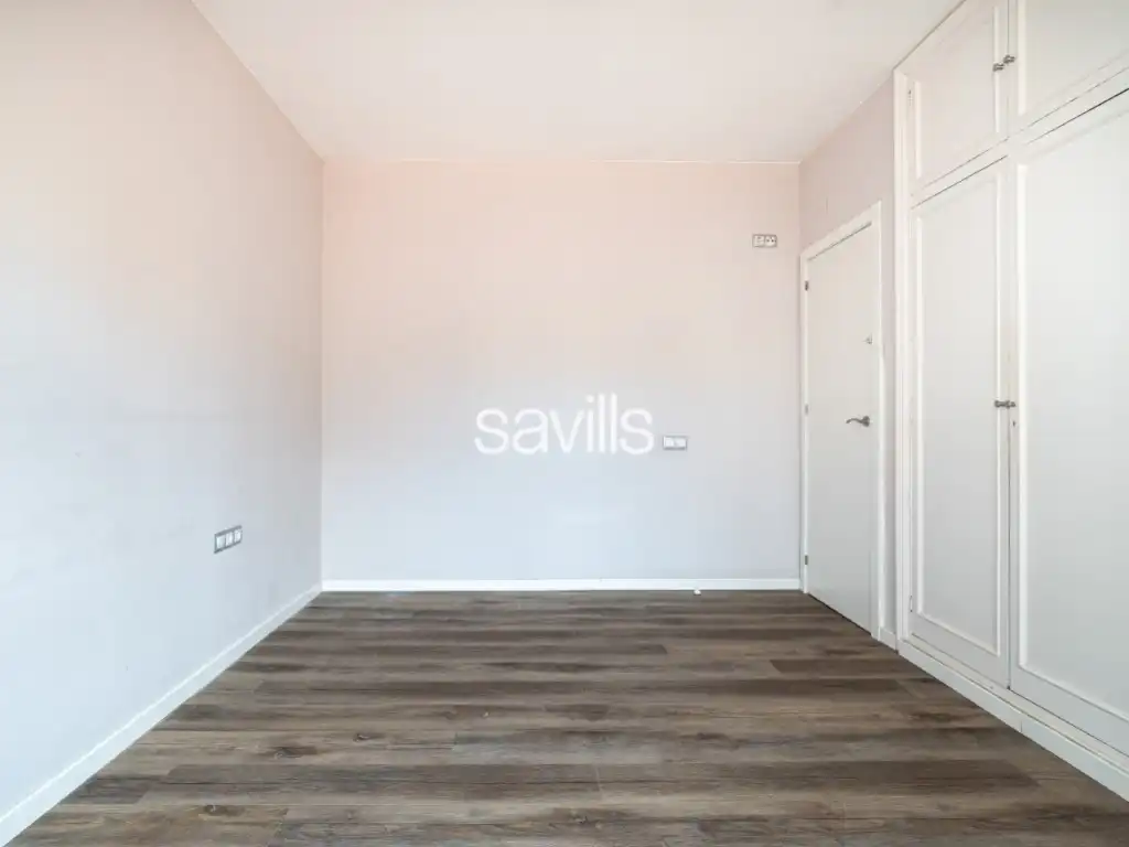 Habitación de Apartamento en venta en Barcelona con Aire acondicionado, Horno y Balcón