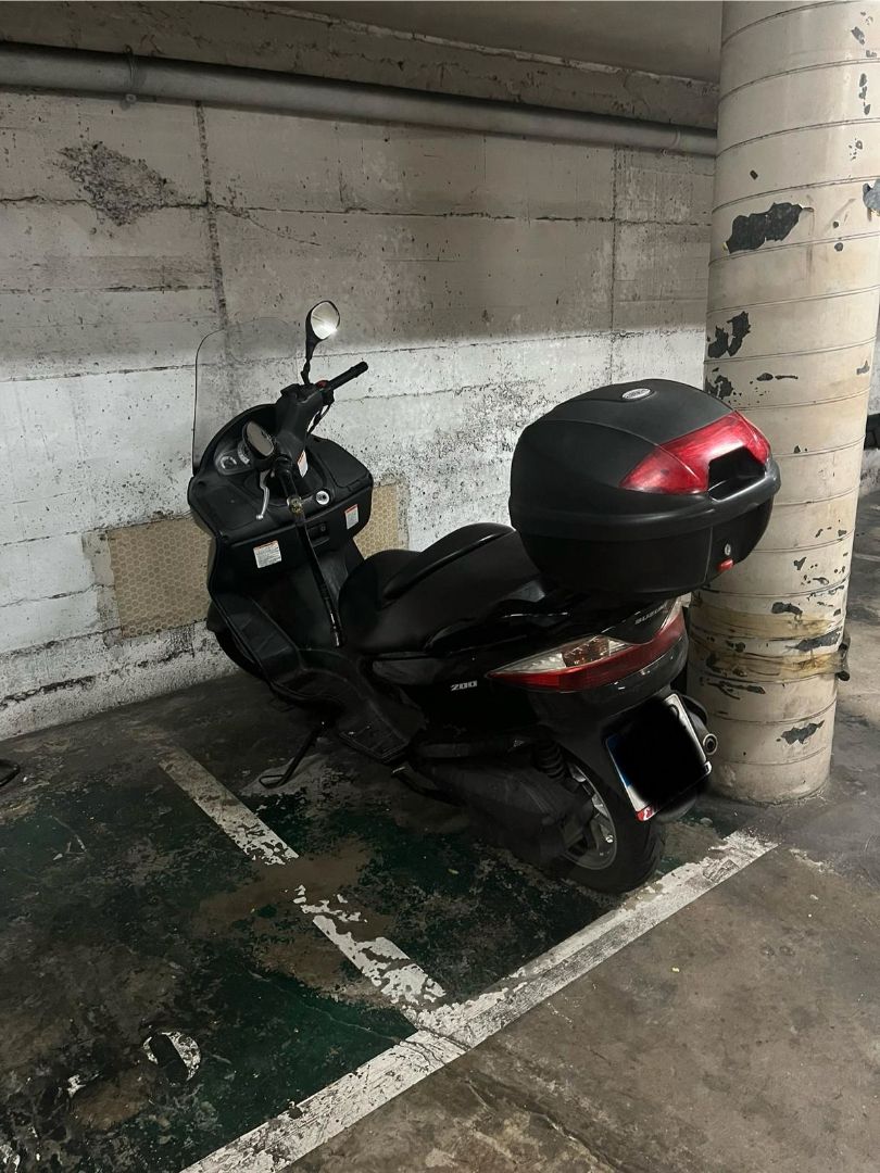 Aparcament de Garatge en venda en Badalona