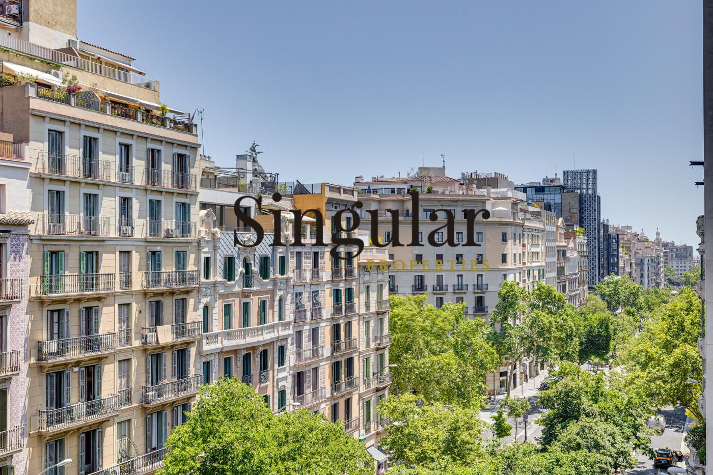 Vista exterior de Piso de alquiler en  Barcelona Capital con Calefacción, Terraza y Balcón
