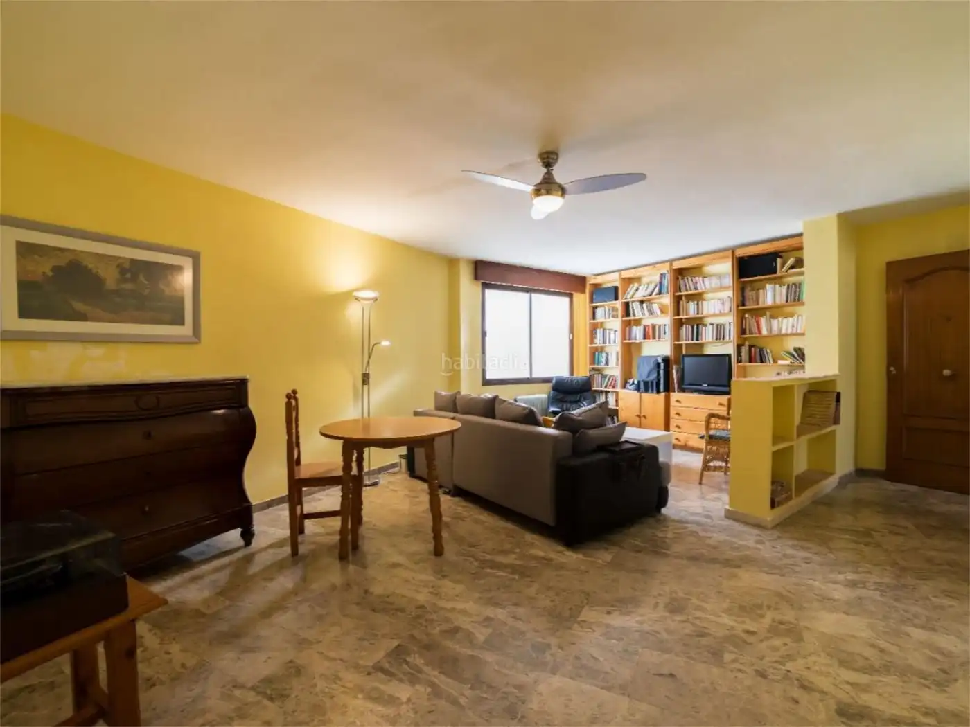 Piso con ascensor en venta en Calle Almireceros 9, imagen 2