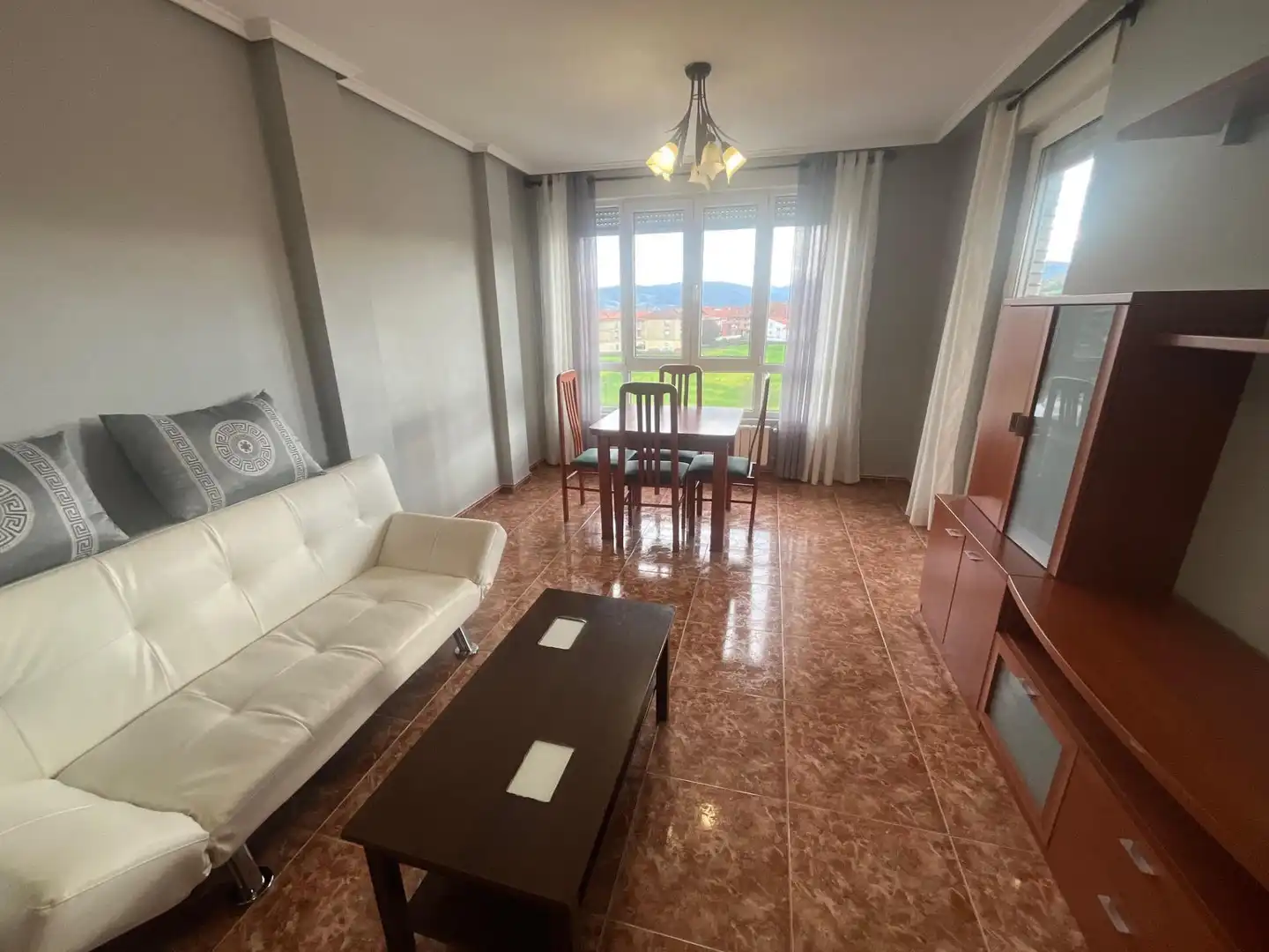 Living room of Flat for sale in Bárcena de Cicero  with Heating, Terrace and Furnished