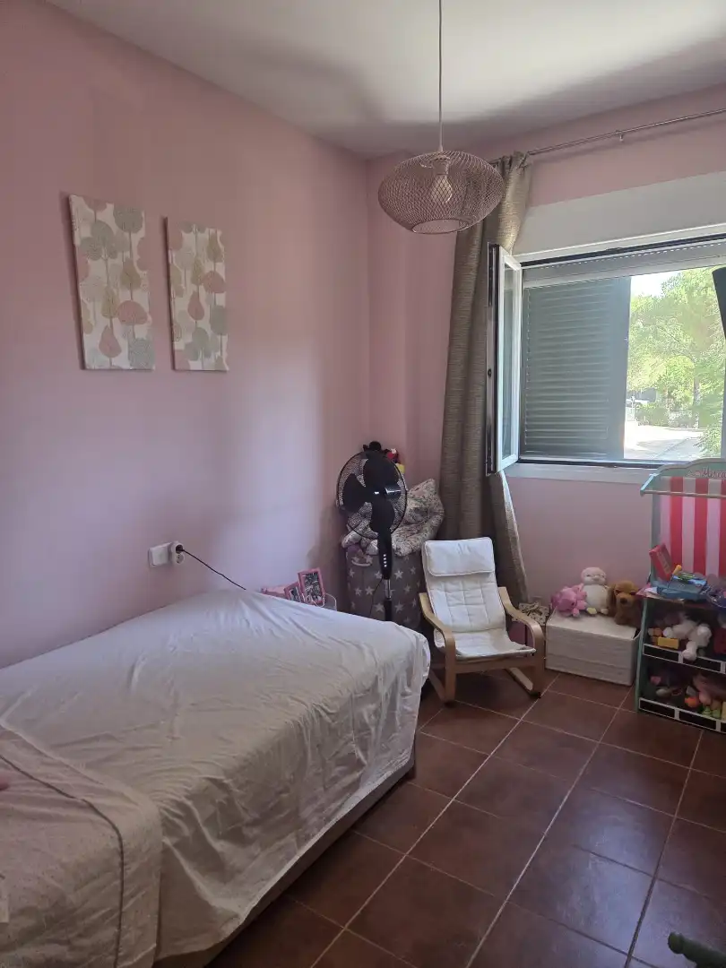 Dormitori de Casa o xalet en venda en Córdoba amb Aire condicionat, Jardí privat i Terrassa