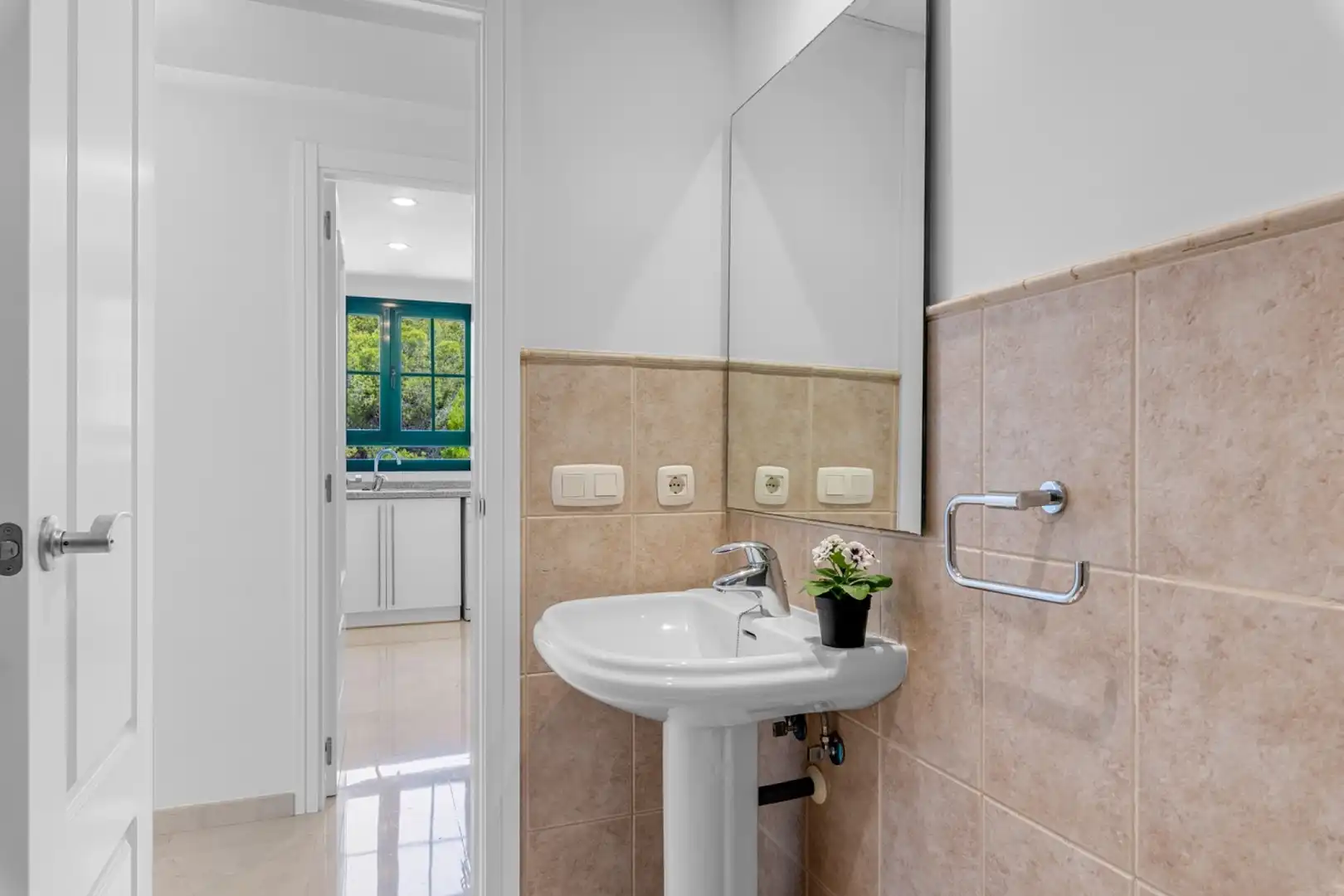 Bathroom of Flat for sale in Finestrat  with Storage room, Swimming Pool and Community pool