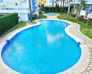 Piscina de Apartament en venda en Gandia amb Aire condicionat, Calefacció i Jardí privat