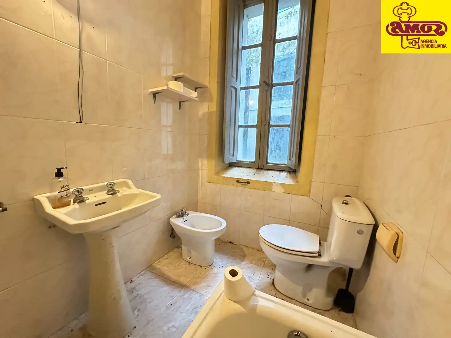 Baño de Piso en venta en Santiago de Compostela  con Terraza