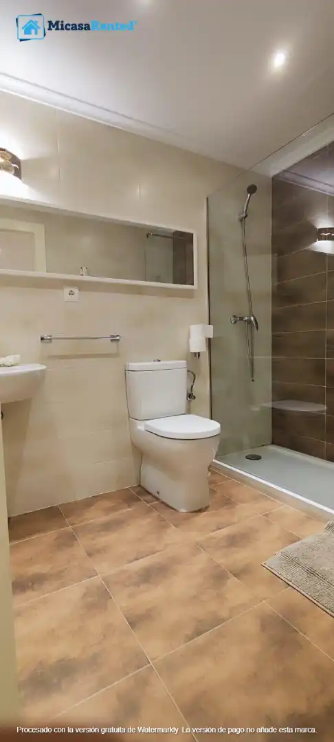 Flat with terrace to rent in Calle Virgen del Puerto, imagen 13