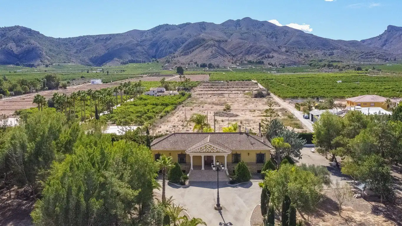 Chalet en venta en Orihuela, 5 dormitorios., imagen 3