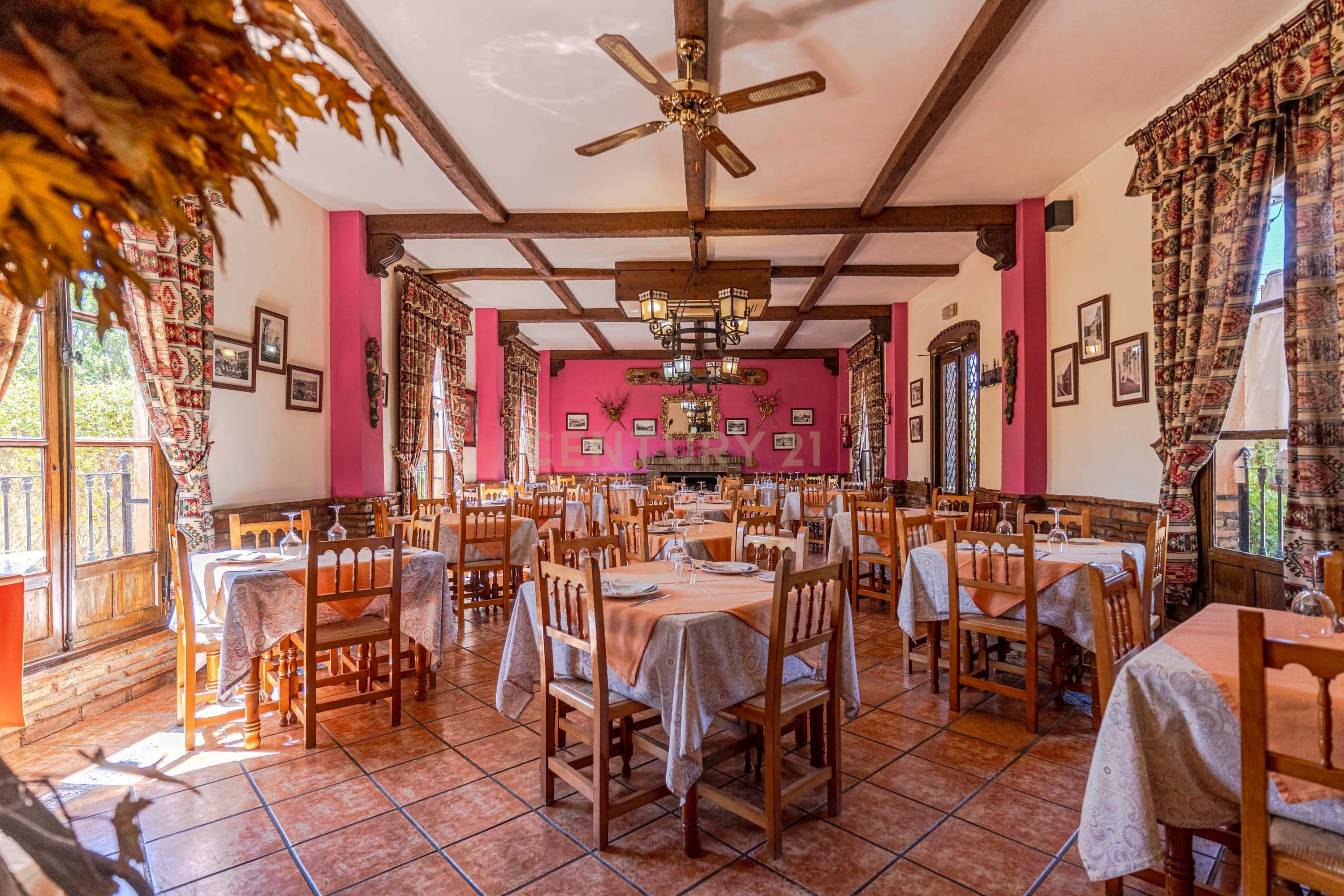 Casa o chalet en venta en Dílar con Jardín privado, Trastero y Horno