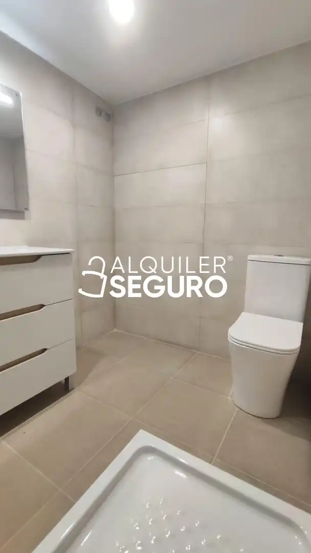Baño de Piso de alquiler en Moncloa - Aravaca