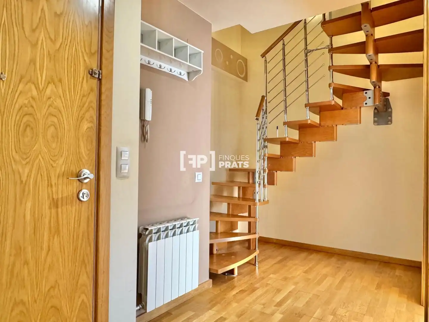 Attic for sale in Rosselló  with Air Conditioner, Heating and Terrace