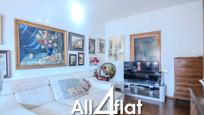 Living room of Flat for sale in  Barcelona Capital  with Air Conditioner, Parquet flooring and Balcony